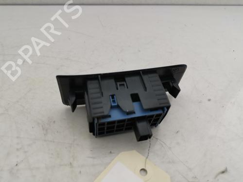 right-rear-window-switch-toyota-verso-_r2_-2009-2010-2011-2012-2013-2014-2015-2016-2017-2018-32497863 main image