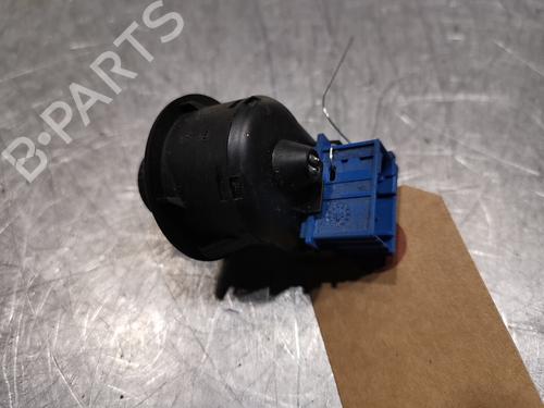 Mirror switch CITROËN XSARA PICASSO (N68) 2.0 HDi | BP21215681I25