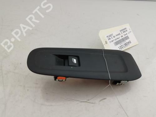 Used Right front window switch PEUGEOT 308 SW II (LC_, LJ_, LR_, LX_, L4_) 1.6 PureTech 225 (L45GGR) (225 hp) 32729848