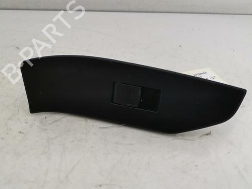 right-front-window-switch-toyota-verso-_r2_-2009-2010-2011-2012-2013-2014-2015-2016-2017-2018-32497862 main image