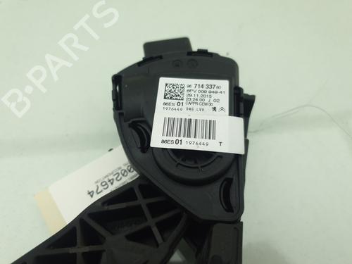 Pedale Pedale PEUGEOT 2008 I (CU_) 1.2 VTi (82 hp) 37633789 37633789