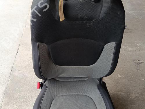 Left front seat RENAULT CAPTUR I (J5_, H5_) 1.5 dCi 90 (J5N4, J5M5, J5MW, J5M6, J5AL, J5AJ) | BP39630132C15 - Image 7