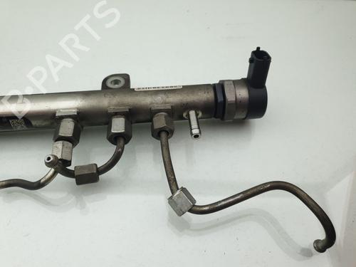 injection-rail-opel-agila-b-h08-2008-2009-2010-2011-2012-2013-2014-37452697 main image