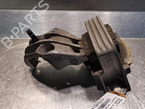 Used Engine mount RENAULT MEGANE III Coupe (DZ0/1_) 1.5 dCi (DZ0B) (106 hp) 20923585