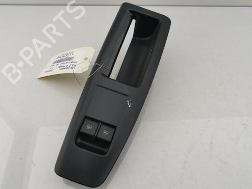 Venstre Foran elrute bryter VW POLO IV (9N_, 9A_) 1.4 TDI (75 hp) 28672467