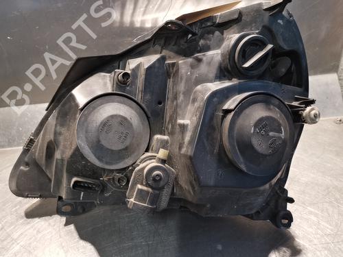Used Right headlight Right headlight 21215652 21215652