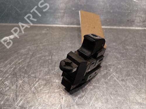 Used Right front window switch Right front window switch HYUNDAI H-1 / STAREX Bus (A1) 2.5 TCi (101 hp) 22916184 22916184