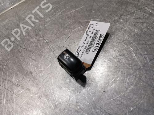 Right rear window switch HYUNDAI SANTA FÉ II (CM) 2.2 CRDi GLS 4x4 | BP20923188I28 