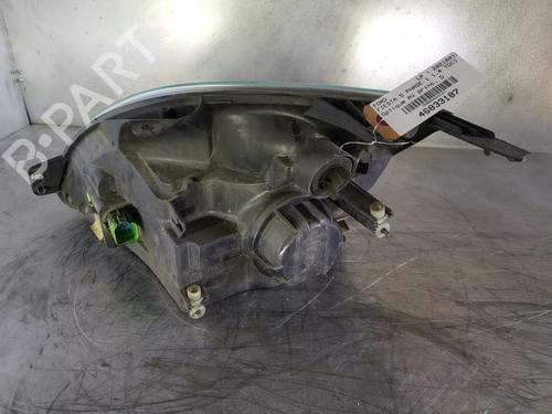 Used Right headlight FORD FIESTA V (JH_, JD_) 1.4 TDCi (68 hp) 20922611