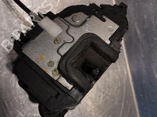 Used Front left lock RENAULT CLIO III (BR0/1, CR0/1) 1.5 dCi (BR17, CR17) (86 hp) 20923949
