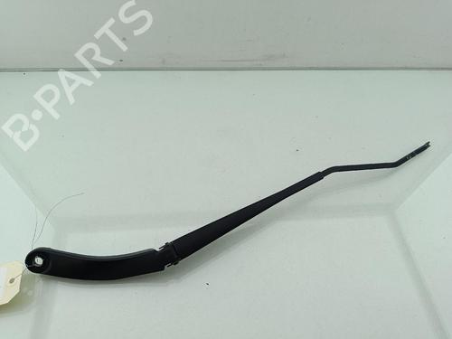front-windshield-wiper-arm-renault-captur-i-j5_-h5_-2013-39696316 main image