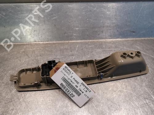 Used Right front window switch Right front window switch RENAULT SCÉNIC III (JZ0/1_) 1.5 dCi (106 hp) 20921029 20921029