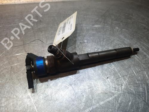 Used Injector TOYOTA YARIS (_P1_) 1.4 D-4D (NLP10_, NLP10R) (75 hp) 26583106