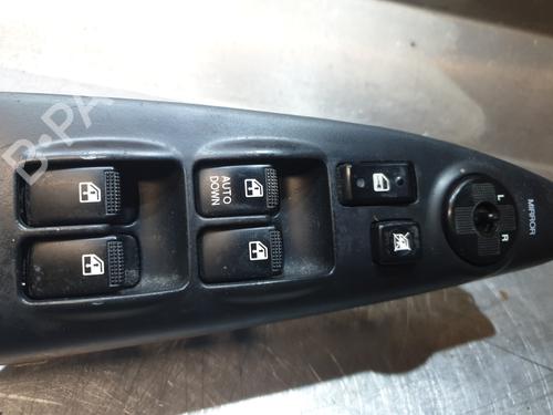Left front window switch HYUNDAI TUCSON (JM) 2.0 CRDi | BP27568610I27 - Image 2
