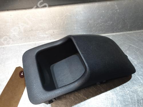 Used Glove box Glove box RENAULT MASTER III Van (FV) 2.3 dCi 145 FWD (FV0E, FV0F, FV0H, FV02, FV0M, FV0S,... (146 hp) 23796468 23796468