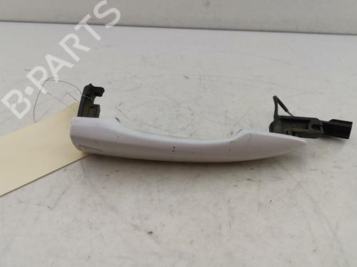 front-right-exterior-door-handle-nissan-micra-v-k14-2016-32864915 main image