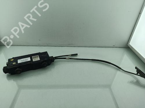 electric-handbrake-renault-scenic-ii-jm01_-2003-2004-2005-2006-2007-2008-2009-2010-40258762 main image