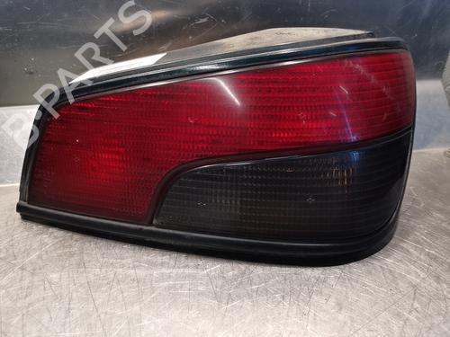Høyre baklys PEUGEOT 306 Hatchback (7A, 7C, N3, N5) 1.4 (75 hp) 21215243