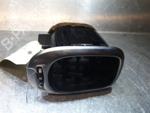 Used Air vent Air vent CITROËN C3 Picasso (SH_) 1.6 HDi (90 hp) 26506736 26506736