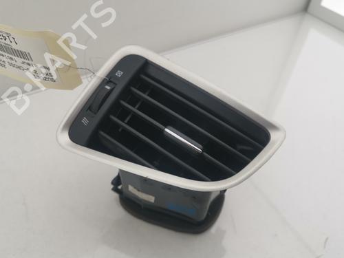 Used Air vent SUZUKI SX4 S-Cross (JY) 1.6 AllGrip (AKK 416) (120 hp) 29816417