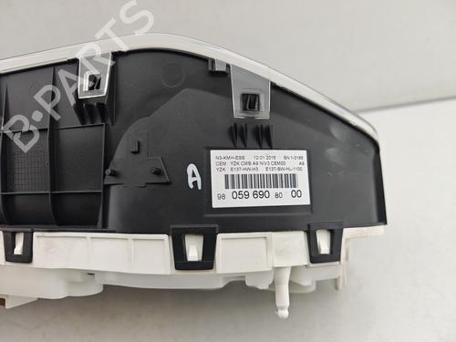Used Instrument cluster Instrument cluster PEUGEOT 208 I (CA_, CC_) 1.2 VTI 82 (82 hp) 30646226 30646226