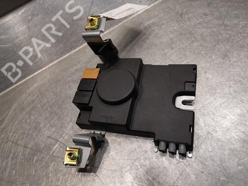 Used Antenna/Base AUDI A3 (8P1) 2.0 TDI 16V (140 hp) 20917855