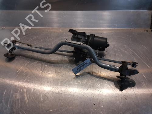 Used Front wiper motor RENAULT CLIO II (BB_, CB_) 1.5 dCi (B/C2J) (68 hp) 20918826