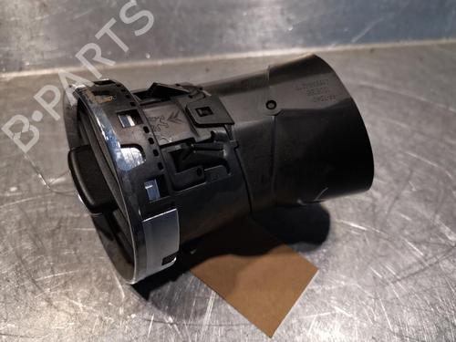 Used Air vent PEUGEOT 308 I (4A_, 4C_) 1.6 HDi (109 hp) 20919621