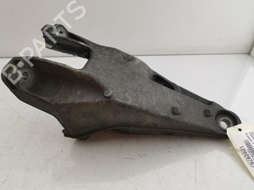 Engine mount VW TRANSPORTER T5 Bus (7HB, 7HJ, 7EB, 7EJ) 2.5 TDI | BP32030519M89