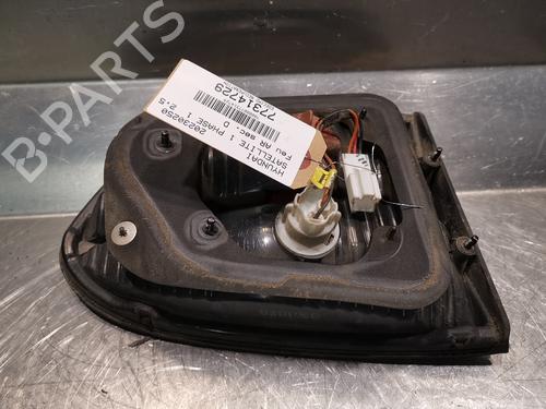 Used Right tailgate light Right tailgate light HYUNDAI H-1 / STAREX Bus (A1) 2.5 TCi (101 hp) 22916177 22916177