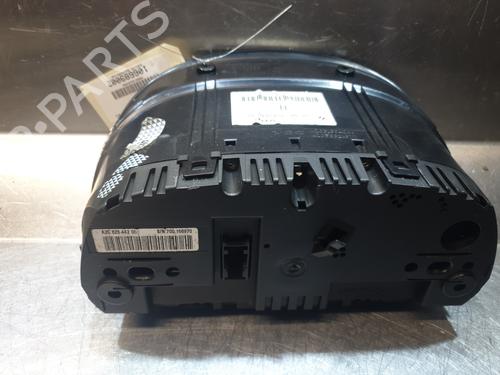 Used Instrument cluster Instrument cluster BMW X1 (E84) xDrive 20 d (184 hp) 26282138 26282138