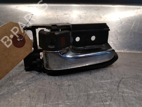 Used Front left interior door handle TOYOTA AVENSIS (_T25_) 2.0 D-4D (CDT250_, CDT250R) (116 hp) 20919406