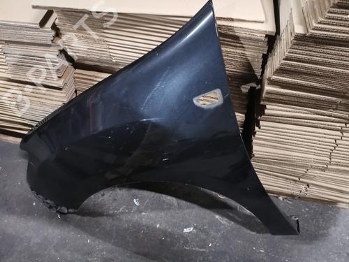 Używane Błotnik przedni lewy DACIA LOGAN MCV II TCe 90 (K8M1, K8MA, K8AC) (90 hp) 30517596