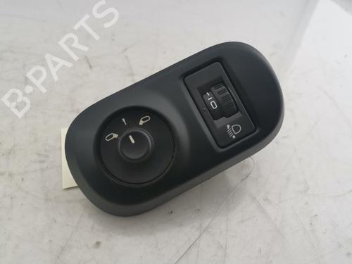 mirror-switch-citroen-c4-cactus-2014-33234168 main image