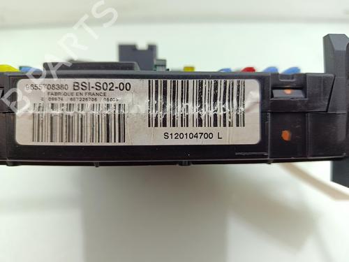 Used Fuse box Fuse box PEUGEOT 407 (6D_) 1.6 HDi 110 (6D9HZC, 6D9HYC) (109 hp) 39728132 39728132