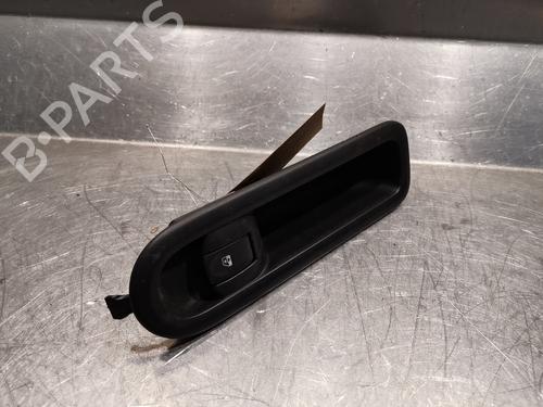 Used Right front window switch RENAULT CLIO III (BR0/1, CR0/1) 1.5 dCi (75 hp) 20917793