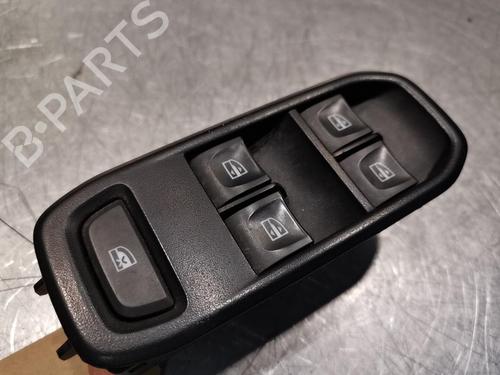 Used Left front window switch Left front window switch DACIA DUSTER (HM_) 1.3 TCe 150 4x4 (HMM3) (150 hp) 20923386 20923386