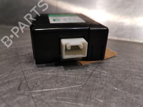 Used Control unit Control unit LEXUS RX (MCU15) 300 AWD (MCU15) (201 hp) 20923221 20923221