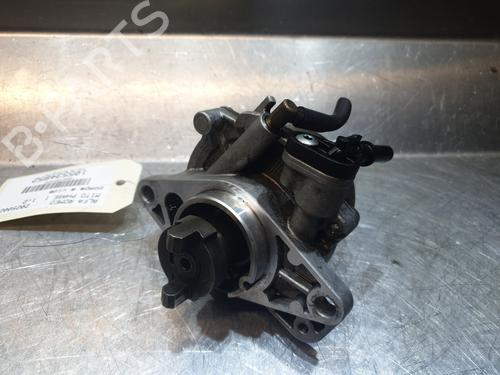 Used Vacuum pump ALFA ROMEO MITO (955_) 1.3 MultiJet (955AXP1A, 955AYC1A) (95 hp) 25623960