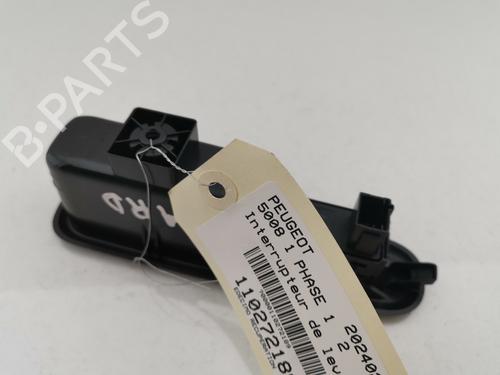 Right rear window switch PEUGEOT 5008 (0U_, 0E_) 2.0 HDi 150 / BlueHDi 150 | BP27888877I28 