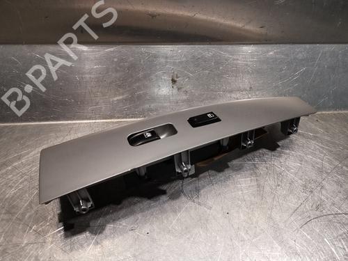 Used Right front window switch HYUNDAI SANTA FÉ II (CM) 2.2 CRDi GLS 4x4 (150 hp) 20923195