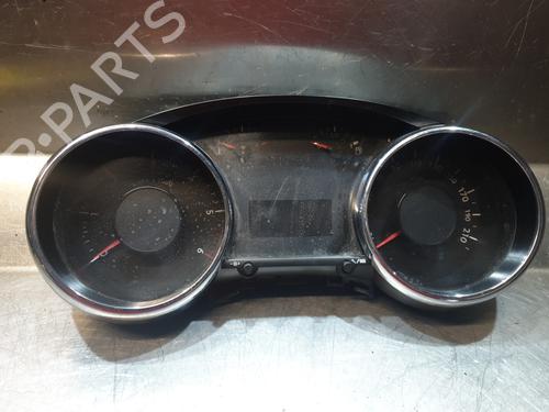 Used Instrument cluster PEUGEOT 5008 (0U_, 0E_) 2.0 HDi 150 / BlueHDi 150 (150 hp) 26005915