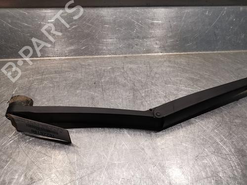 Used Front windshield wiper arm HYUNDAI SANTA FÉ II (CM) 2.2 CRDi GLS 4x4 (150 hp) 20923180