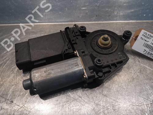 Used Left front window motor Left front window motor VW PASSAT B5 (3B2) 1.9 TDI (110 hp) 20920146 20920146