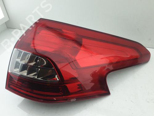right-taillight-citroen-c5-iii-break-rw_-2008-2009-2010-2011-2012-2013-2014-2015-2016-2017-36793934 main image