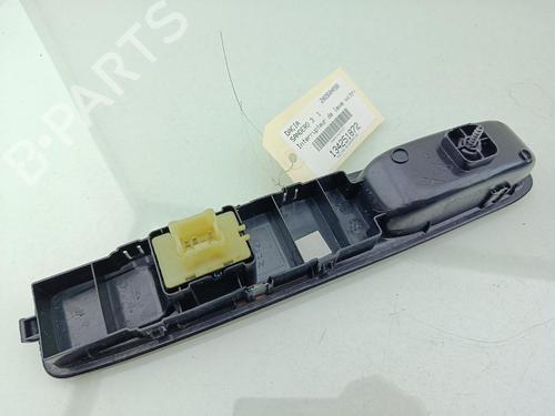 Used Right front window switch Right front window switch DACIA SANDERO III 1.0 TCe 90 (91 hp) 39934141 39934141