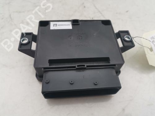 Used Electric handbrake VOLVO XC60 I SUV (156) 2.4 D / D3 / D4 AWD (163 hp) 33044778