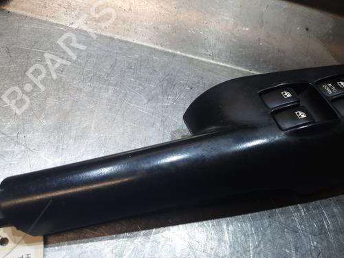 Left front window switch HYUNDAI TUCSON (JM) 2.0 CRDi | BP27568610I27 - Image 4