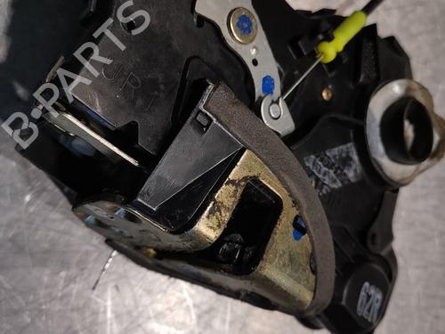 Front right lock TOYOTA AVENSIS (_T25_) 2.0 D-4D (CDT250_, CDT250R) | BP20923136C97 