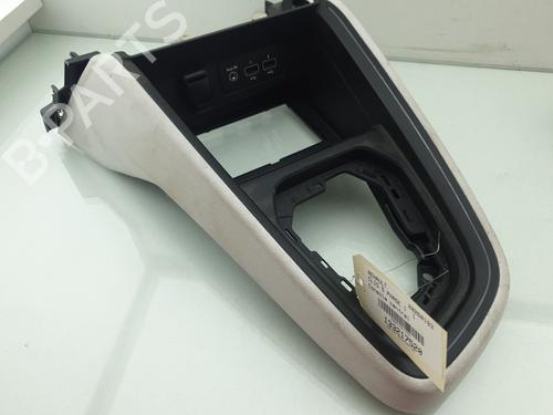 Middle console RENAULT CLIO V (B7_) 1.0 TCe 90 (B7MT) | BP39424209I22 - Image 4